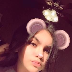 Meet your Posher, Alondra